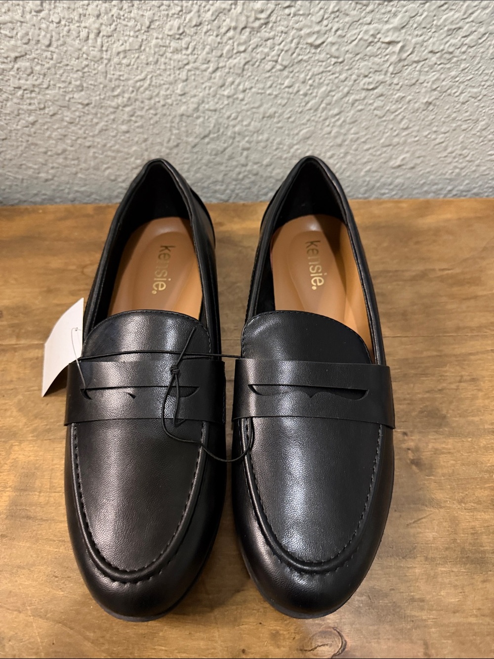 Kensie Women’s Black Penny Loafers size 8.5. NEW - Picture 2 of 8